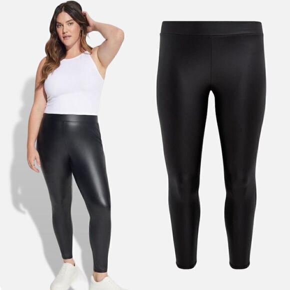 Torrid Black Signature Waist Faux Leather Legging SZ 2X - Picture 1 of 11